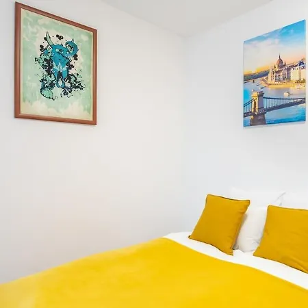 New - Terrace - Rooftop Access Budapest